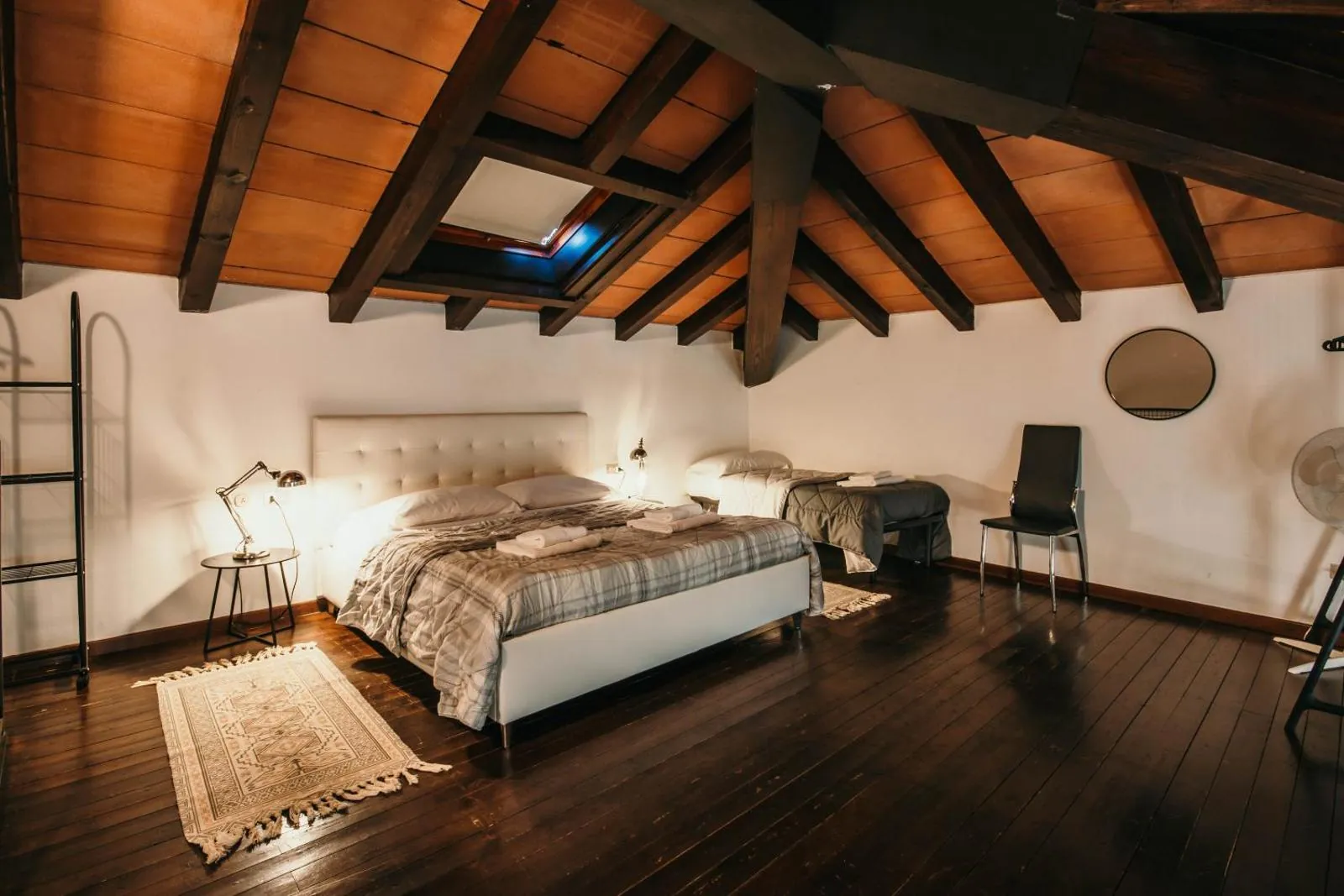 Bigattera Apartments — 9 appartamenti con cucina a Varese, 