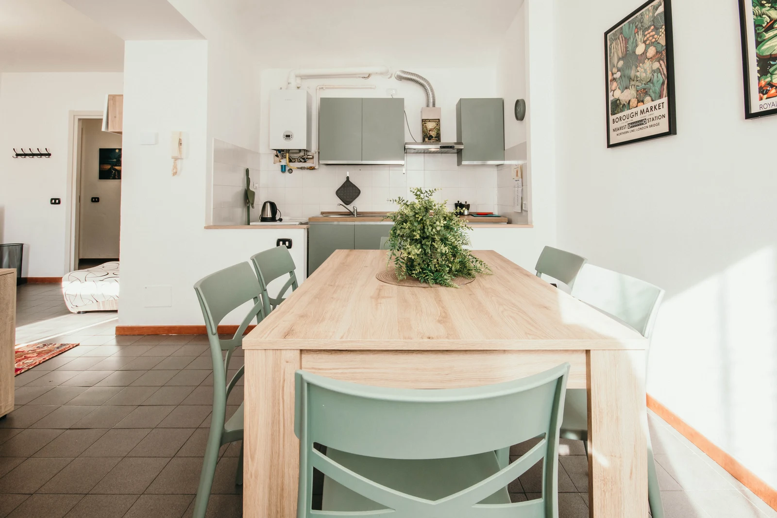 FAGGIO &middot; Appartamento con 2 Camere da Letto — Bigattera Apartments, Varese