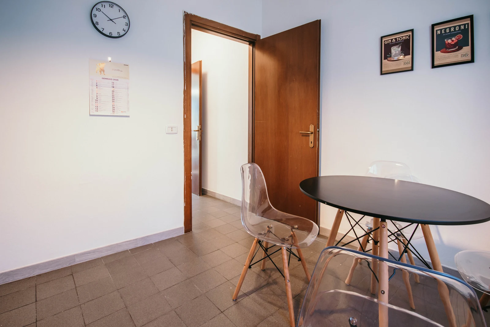 SEQUOIA &middot; Appartamento Deluxe con 2 Camere da Letto — Bigattera Apartments, Varese
