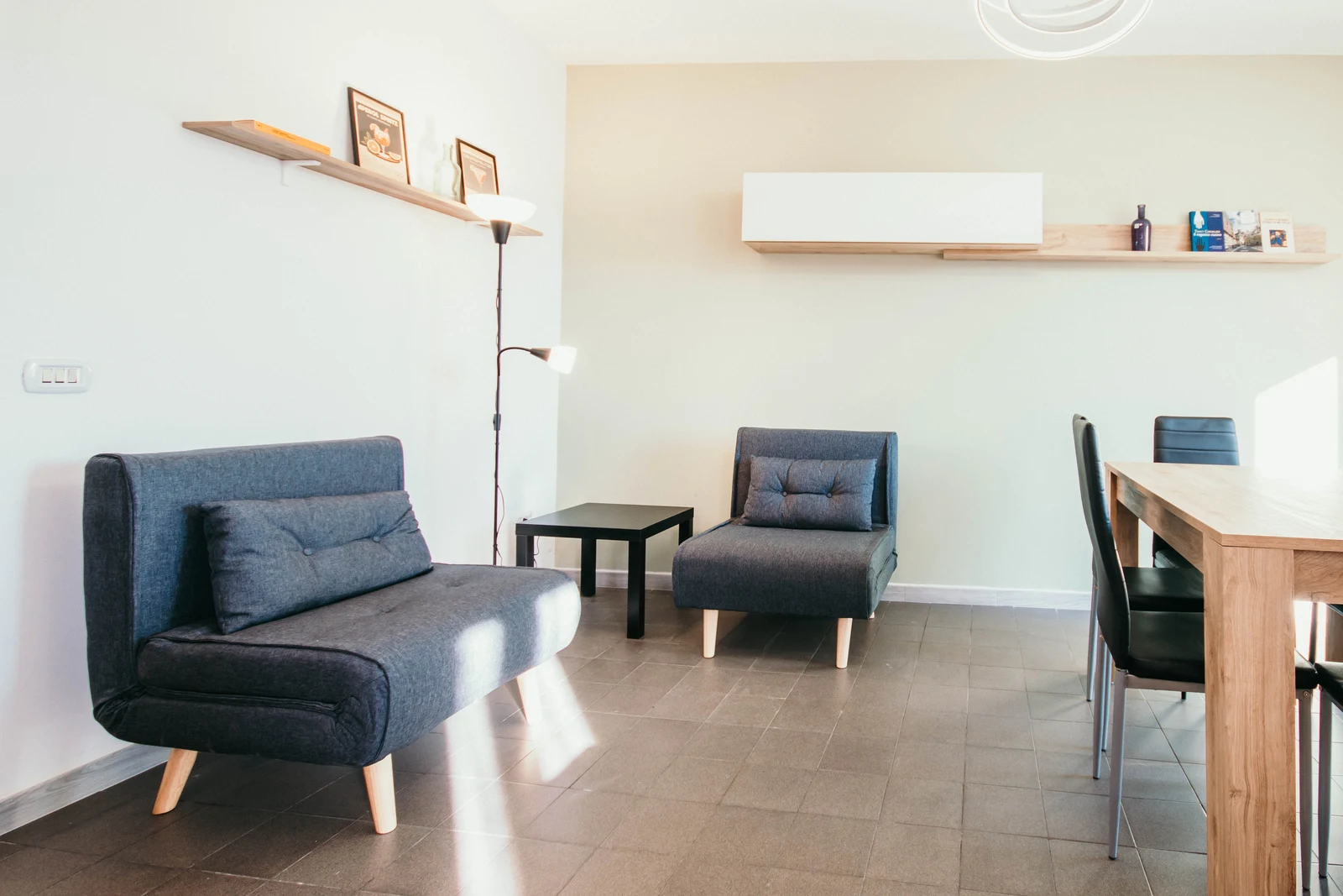 SEQUOIA &middot; Appartamento Deluxe con 2 Camere da Letto — Bigattera Apartments, Varese